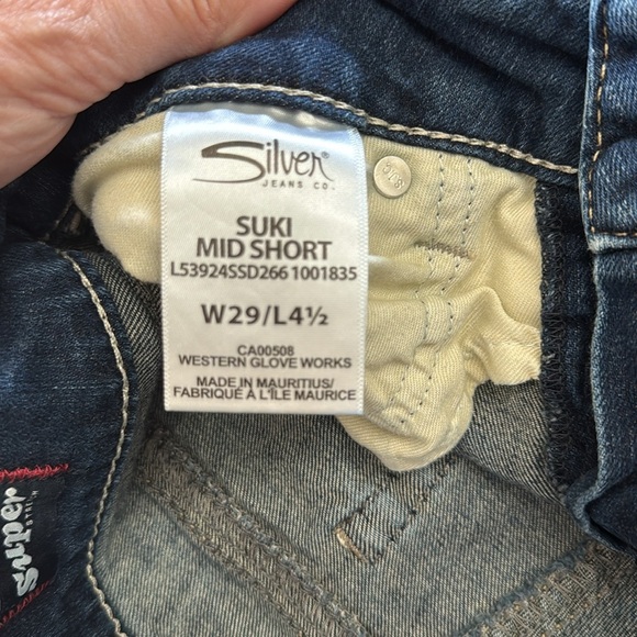 Silver Jeans Suki Mid Shorts - Picture 7 of 11